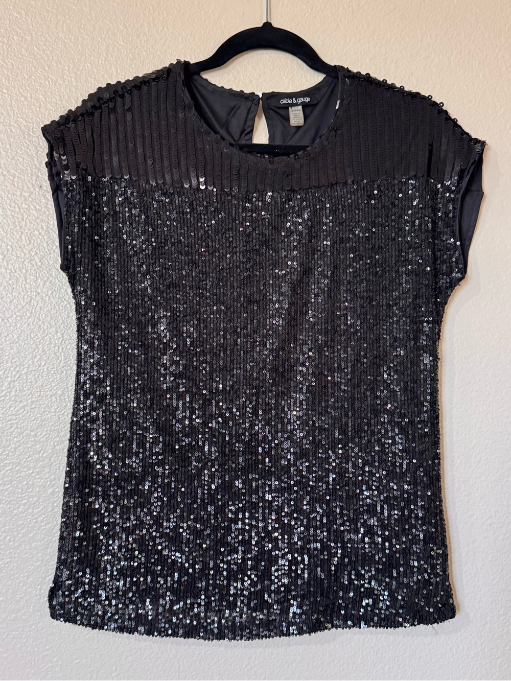 Cable & Gauge Black Sequin Blouse Keyhole Top Cap Sleeve Sparkle Party XS